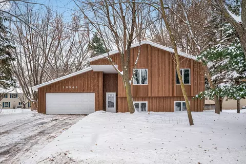 10549 Lancaster Ln N, Maple Grove, MN 55369