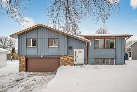 6608 Edgemont Blvd N, Brooklyn Park, MN 55428