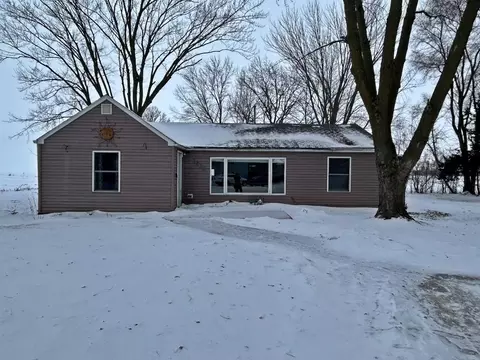 1900 22nd Dr SW, Austin, MN 55912