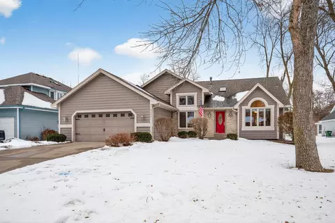 6397 Fawn Ln, Circle Pines, MN 55014