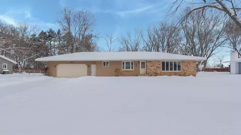 1030 Bromo Ave, Saint Cloud, MN 56303