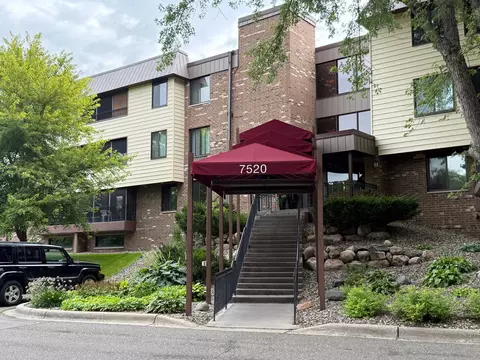 7520 Cahill Rd #203A, Edina, MN 55439