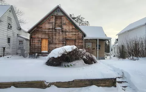 217 1st St, Sandstone, MN 55072