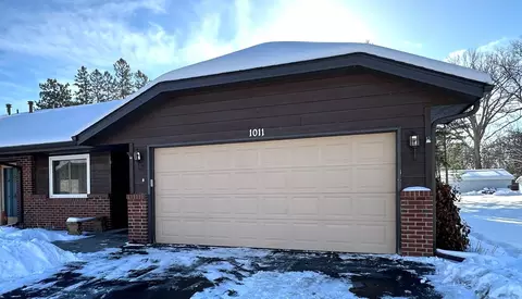 1011 4th St N, Princeton, MN 55371