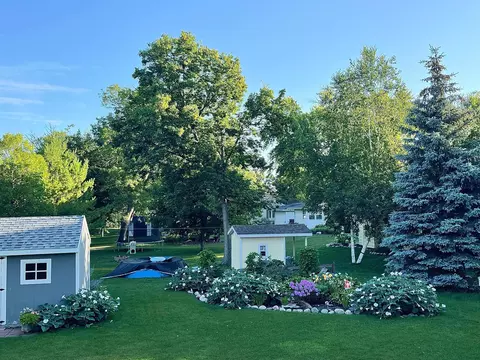 Exterior - 1210 Willmar Ave SW, Willmar, MN 56201 photo 3 of 8