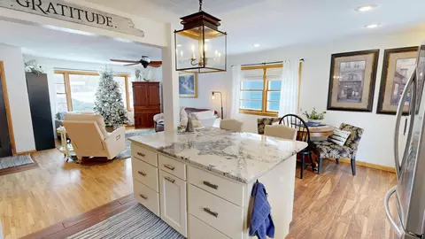 Kitchen - 1210 Willmar Ave SW, Willmar, MN 56201 photo 6 of 7