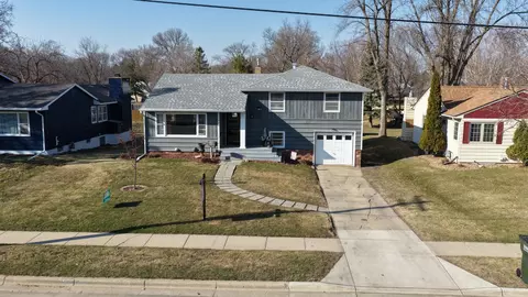 View/Area - 1210 Willmar Ave SW, Willmar, MN 56201 photo 3 of 5