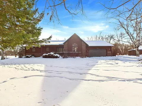 4757 Rush Lake Rd, Rush City, MN 55069