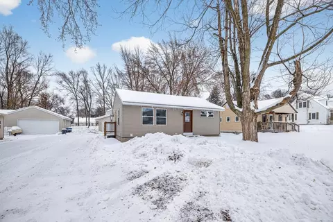 131 Rose Ave, Red Wing, MN 55066