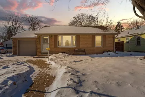 1402 4th St SW, Austin, MN 55912