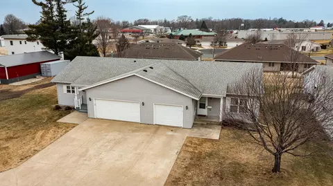 712 Memorial Dr, Spring Valley, MN 55975 photo 24