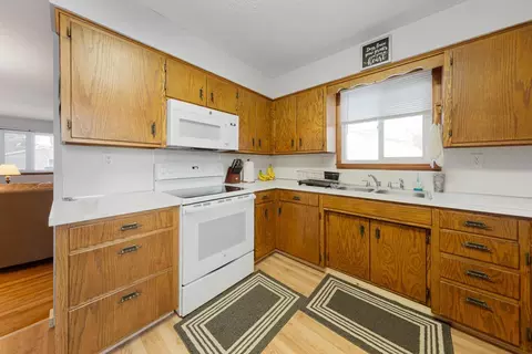 Kitchen - 1221 Home Pl, Faribault, MN 55021 photo 2 of 3