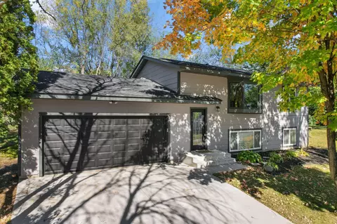 5748 Birchwood Ave NE, Prior Lake, MN 55372