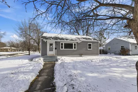 5654 Bryant Ave N, Brooklyn Center, MN 55430