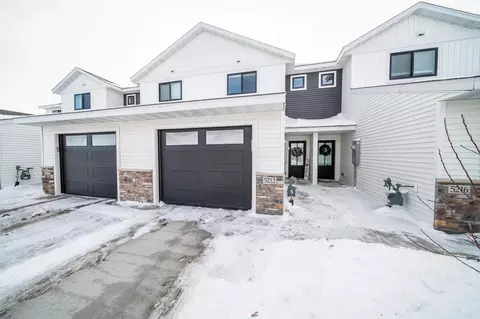 5212 Harvest Square Pl NW, Rochester, MN 55901