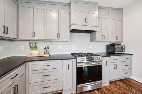 Kitchen - 3375 County Road 90, Maple Plain, MN 55359 photo 4 of 6