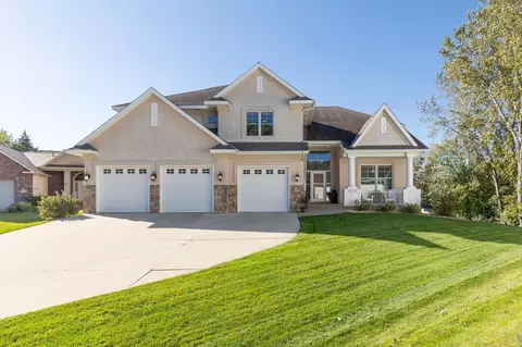17179 Padons Dr, Eden Prairie, MN 55346