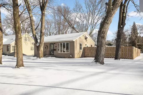 5300 Louisiana Ave N, Crystal, MN 55428