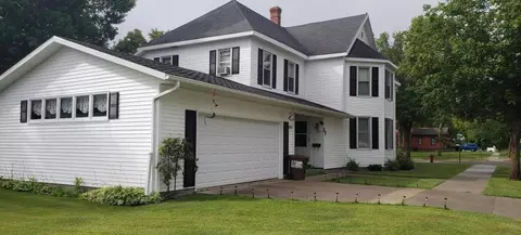 155 4th Ave SW, Perham, MN 56573