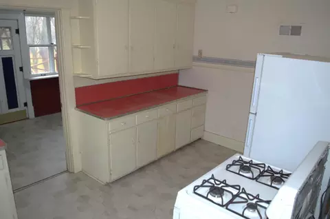 Kitchen - 509 3rd St SW, Austin, MN 55912 photo 2 of 2