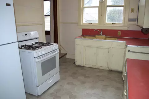 Kitchen - 509 3rd St SW, Austin, MN 55912 photo 1 of 2