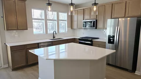 6276 Larkspur Ln, Corcoran, MN 55340