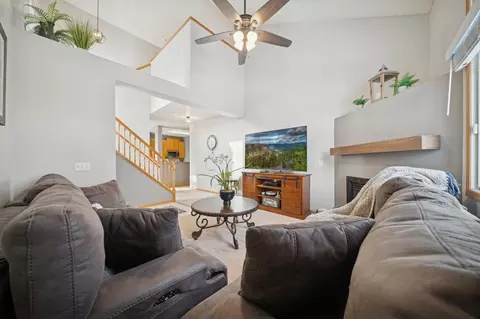 14090 Plymouth Ave # 68, Burnsville, MN 55337