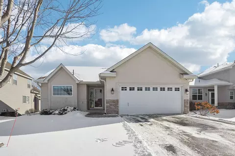 21378 Hytrail Cir, Lakeville, MN 55044