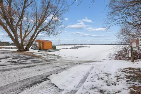 Exterior - 136 1st St N, Hackensack, MN 56452 photo 4 of 6