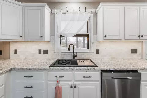 Kitchen - 629 Olson Ave, Windom, MN 56101 photo 4 of 5