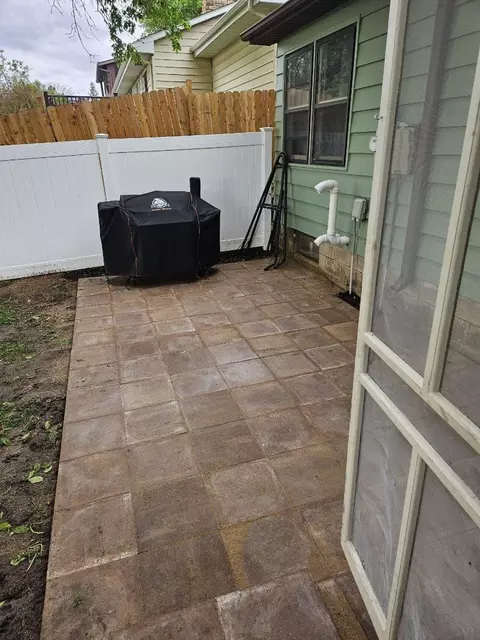 Exterior - 629 Olson Ave, Windom, MN 56101 photo 3 of 7