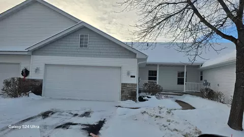 11683 Alpine Dr, Monticello, MN 55362