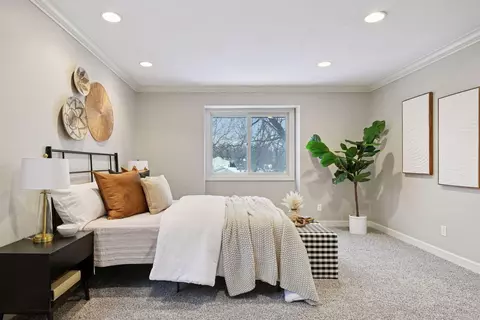 Bedroom - 499 Wheeler Dr, Excelsior, MN 55331 photo 2 of 6
