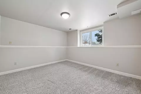 Bedroom - 499 Wheeler Dr, Excelsior, MN 55331 photo 5 of 6