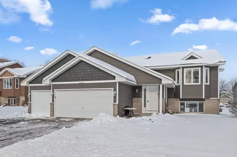 833 102nd Ln NE, Blaine, MN 55434