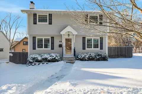 500 Arthur St, Hopkins, MN 55343