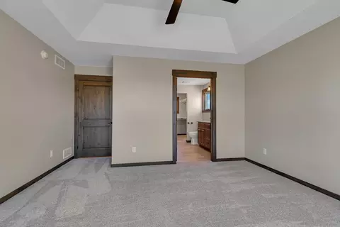 1900 Sandstone Loop S, Sartell, MN 56377