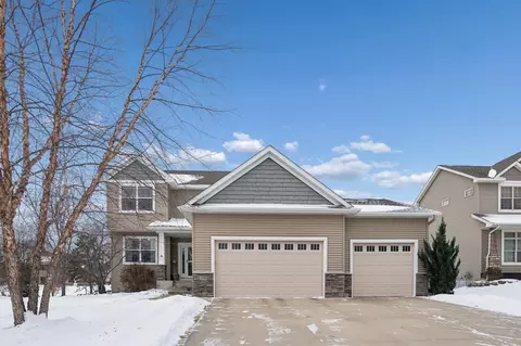 1396 Oakwood Ln, Hanover, MN 55341