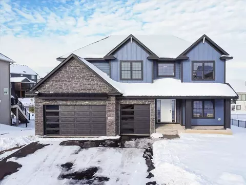 19789 Henley Ln, Lakeville, MN 55044