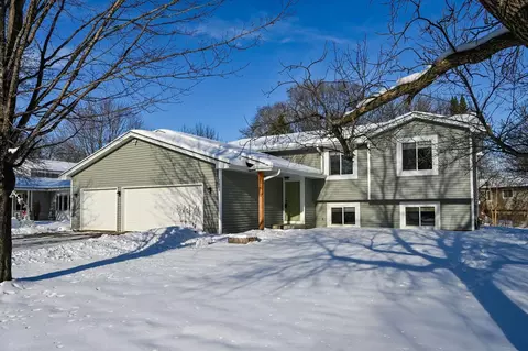 7606 116th Ave N, Champlin, MN 55316