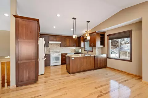 7606 116th Ave N, Champlin, MN 55316 photo 3