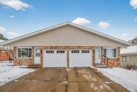 1918 Upper Afton Rd E, Saint Paul, MN 55119