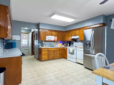 205 S Hubert St, Ivanhoe, MN 56142 photo 4