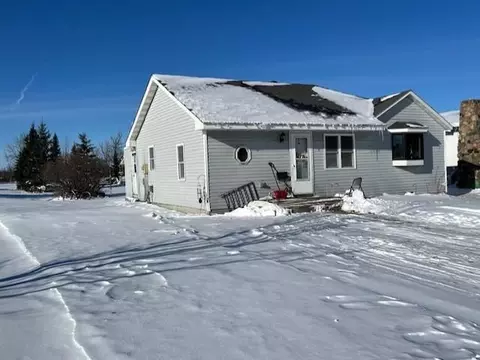 401 4th St NW, Wadena, MN 56482