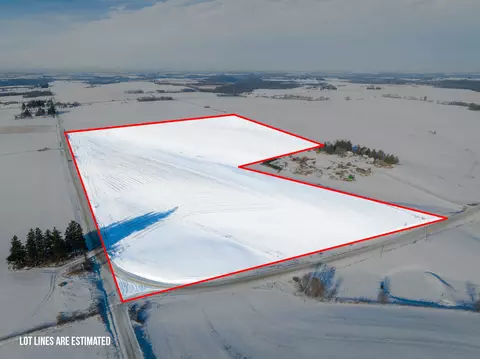 tbd Nnnn Black Hammer Dr, Spring Grove, MN 55974 photo 3