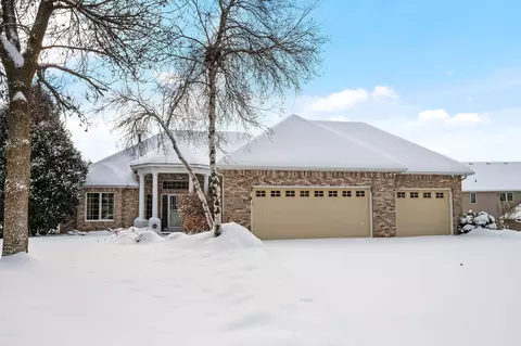 12755 42nd Pl N, Plymouth, MN 55442