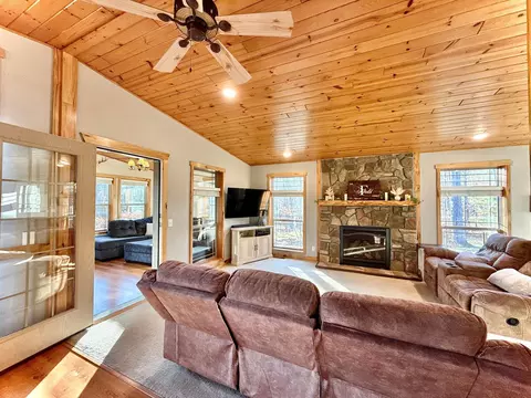 7995 Treefrog Dr NW, Walker, MN 56484 photo 17
