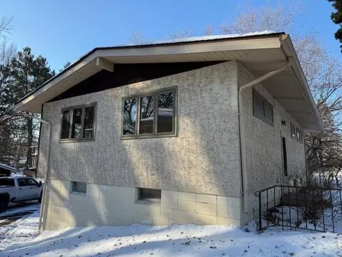 6937 Stillwater Blvd N, Oakdale, MN 55128