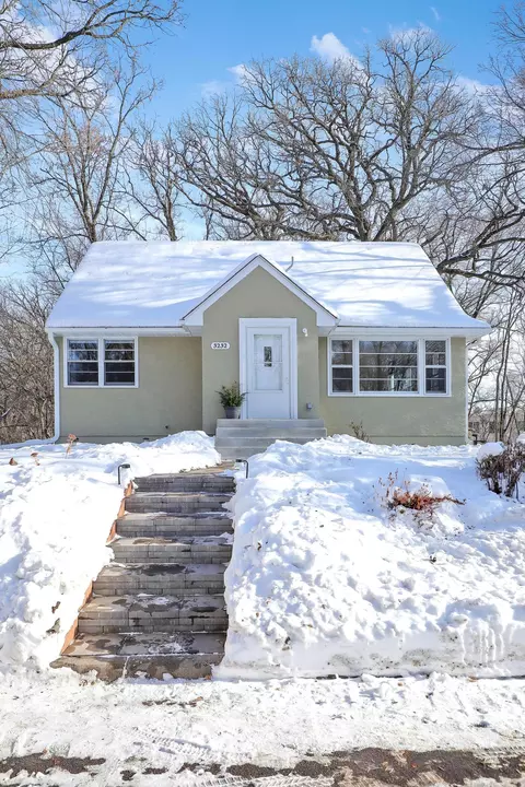 3232 Karth Rd, White Bear Lake, MN 55110