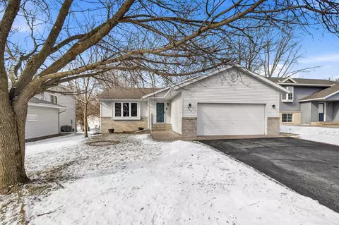 445 13th Ave S, Sauk Rapids, MN 56379
